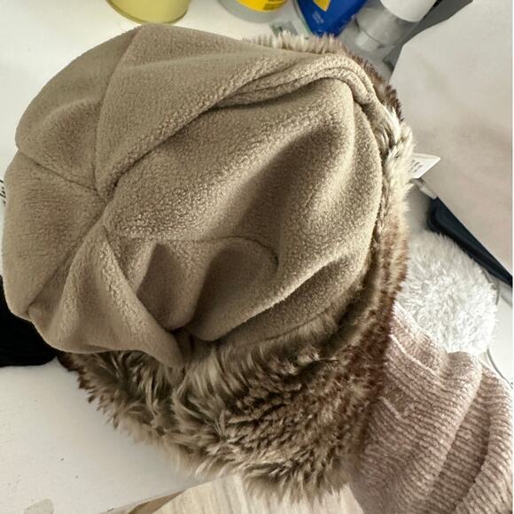 Billabong Pink Black Blue Knit with Faux Fur Trapper Hat OS - Picture 11 of 16